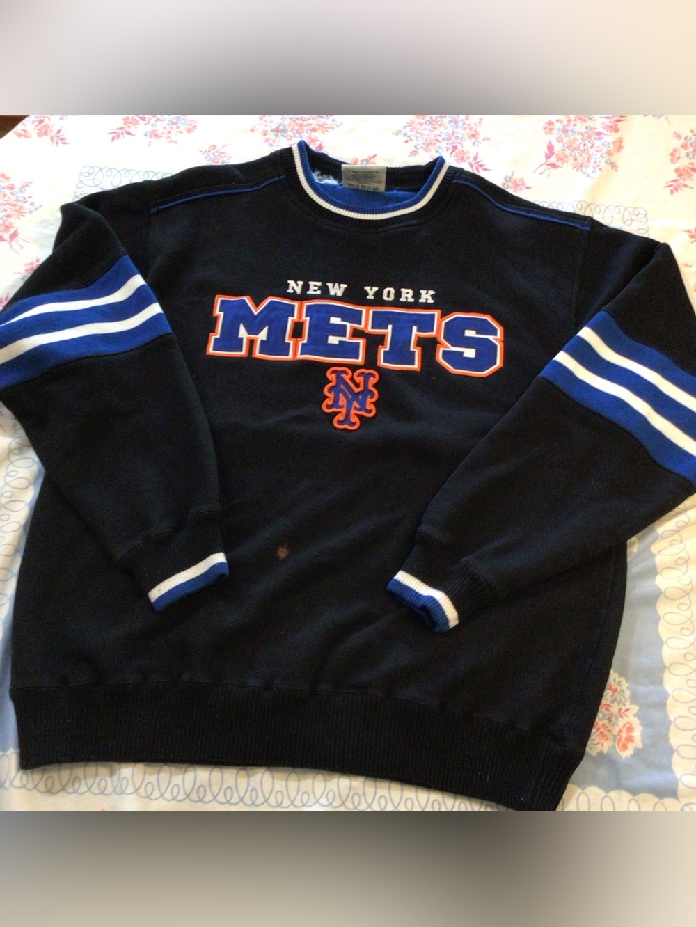 Lee  Mets Logo Crewneck Sweatshirt with Blue & White Sleeve Stripes